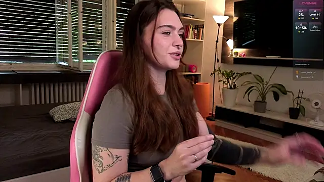 Sala de chat en directo de Alisa_Dfm