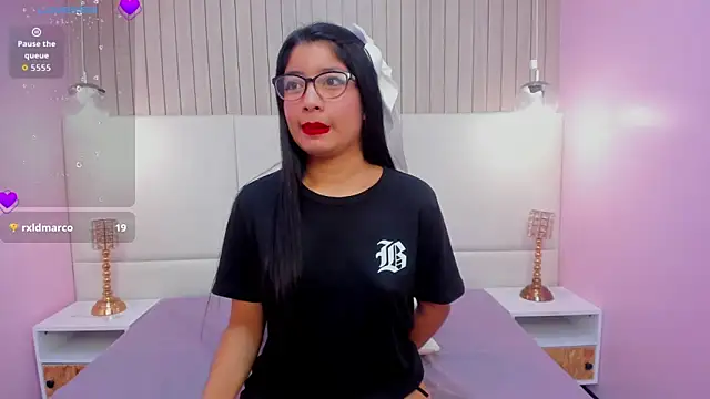 Chatroom en direct de MelanyWayne_