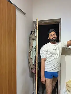 Royalboy_03's Live Sex Cam Show