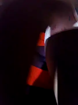 sexysexylaky Adlı Modelin Canlı Sohbet Odası