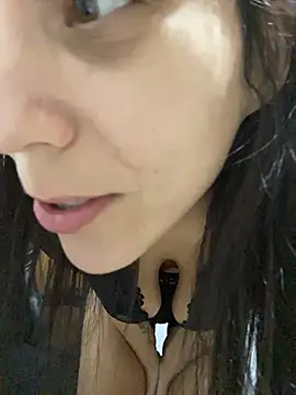 lucioliveira's Live Chat Room