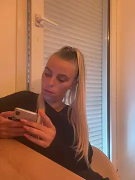 BrumeLoven Live chat-huone