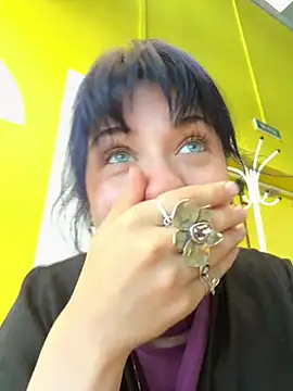 Only_April Live Chatrum