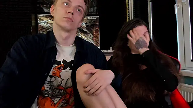 Chat soba uživo modela enker