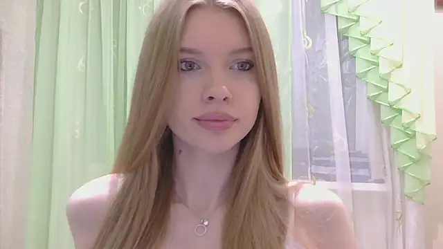 Jessika-Peach's Live Chat Room