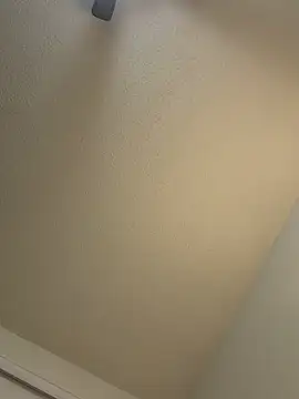 LuckyAriela Live Chatraum