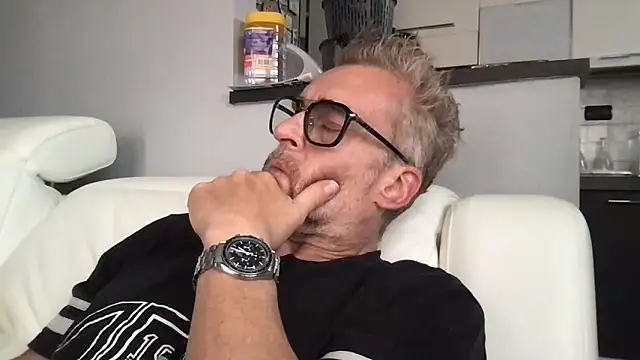 Živá chatovací místnost Axl_hot