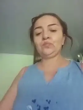 tany90 Adlı Modelin Canlı Sohbet Odası