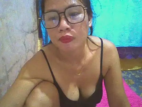 SexyMorena34's Live Chat Room
