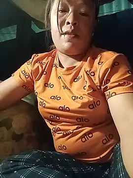 Ip34 Adlı Modelin Canlı Sohbet Odası