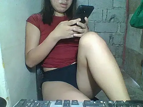 ห้องแชทสดของ Skinny_PinayGirljust18