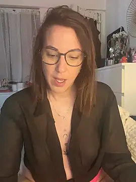 MarahDesbois' Live Chat Room