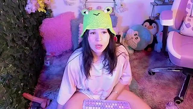 Chat soba uživo modela Eymmy_24