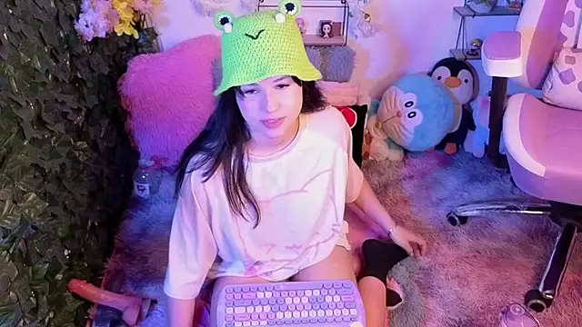 חדר צ'אט בשידור חי של Eymmy_24
