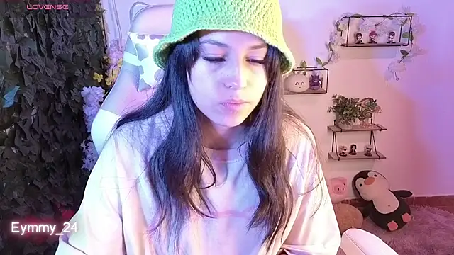 Živá chatovací místnost Eymmy_24