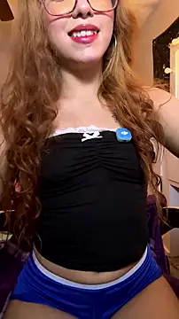 חדר צ'אט בשידור חי של HoneyAndFlowers21