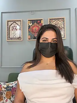 Kavya_hotieeeee – Naživo XXX chat
