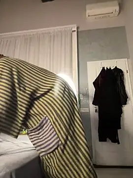Sala de chat en directo de DahliaVonLure