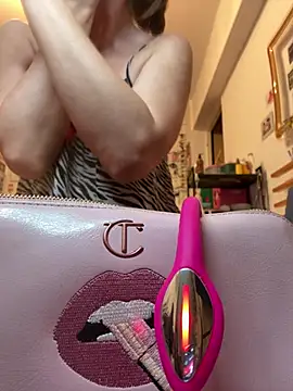 Chatroom en direct de DahliaVonLure