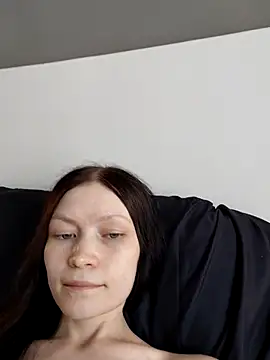 Alino4ka_Sexy – Naživo chatovacia miestnosť
