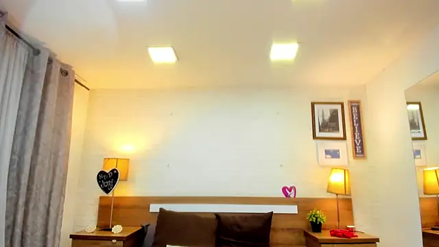 Sala de chat en directo de JenniferAuriston