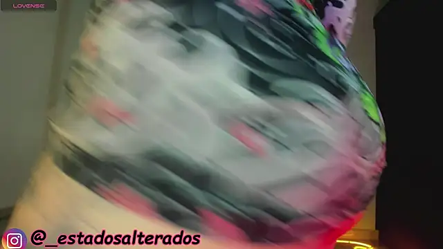 Živá chatovací místnost auraeroticaxxx