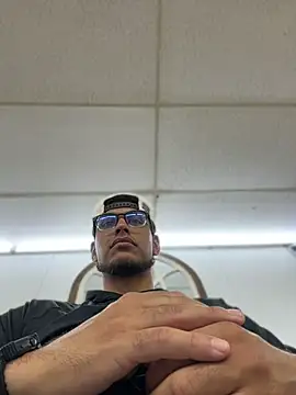 Sala de chat ao vivo de StrokingDaddy4