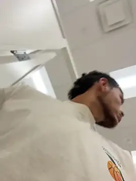חדר צ'אט בשידור חי של StrokingDaddy4