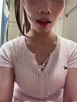 Yiyi-707 live sex-cam show
