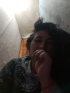 Funny_Karina Adlı Modelin Canlı Sohbet Odası