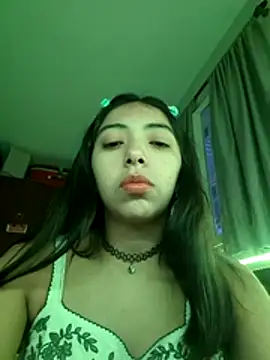 missapril0101 Adlı Modelin Canlı Sohbet Odası