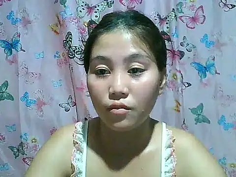 SexyAsianPussy4u Live Chatraum
