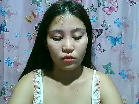 SexyAsianPussy4u Adlı Modelin Canlı Sohbet Odası