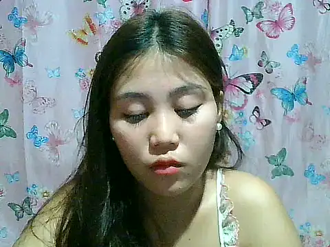 SexyAsianPussy4u Adlı Modelin Canlı Sohbet Odası