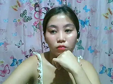 SexyAsianPussy4u Live Chatraum