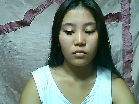 SexyAsianPussy4u Cameră chat live
