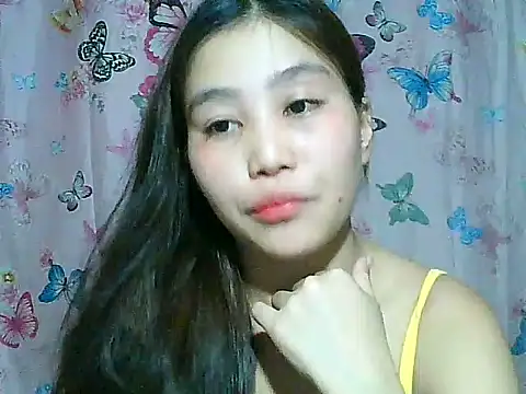 SexyAsianPussy4u Adlı Modelin Canlı Sohbet Odası