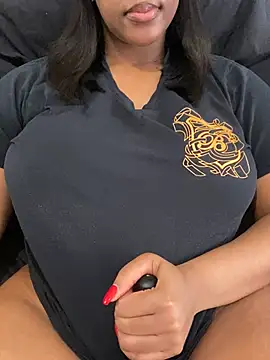 CaramelGoddess1's Live Chat Room