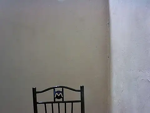 Phòng Chat Trực Tiếp MissCummey