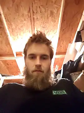 high3ndlowlife – Naživo chatovacia miestnosť