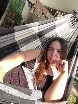 AMORINHA_S2_'s Live Chat Room