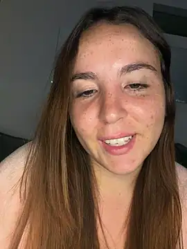 AMORINHA_S2_ Adlı Modelin Canlı Sohbet Odası