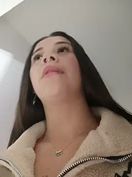 Sala de chat en directo de CharlotteSex_
