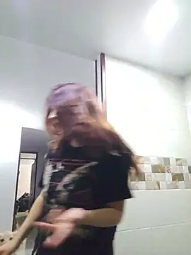 Živá chatovací místnost lunnaa_