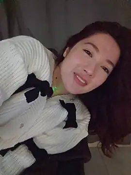 Živá chatovací místnost lunnaa_