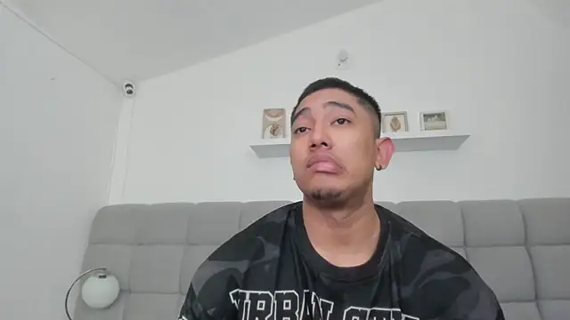 erotic_sins' Live Chat Room