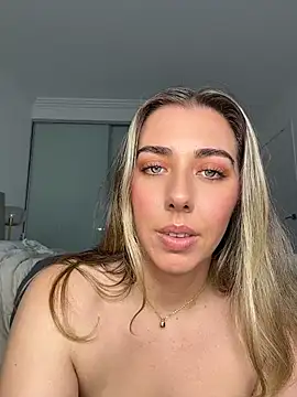 Aussielulu's Live Chat Room