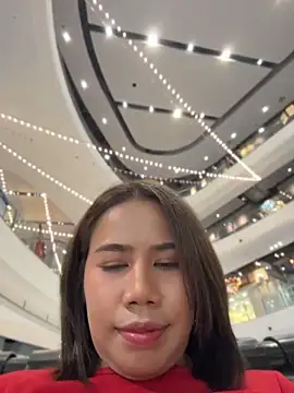 Kath_C Adlı Modelin Canlı Sohbet Odası