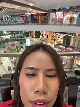 Kath_C Live chatroom