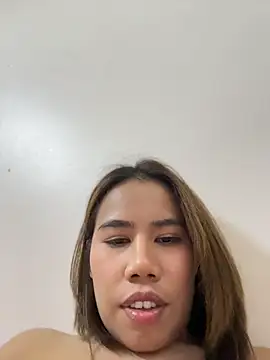 Kath_C Live chatroom